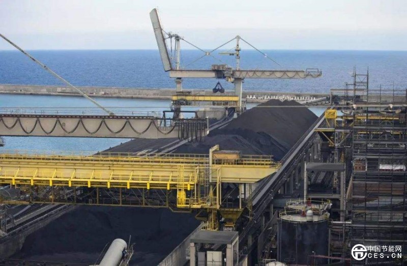 外媒：印尼暂停煤炭出口 以确保国内供应